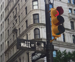 traffic light on wall street in new york city